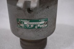 EMERSON APPLETON AP20044CD POWERLIT PLUG PIN AND SLEEVE WITH PLUG ASSEMBLY