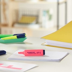 364 WP4 Textsurfer Classic Highlighter Assorted Colours 4 Pack Office