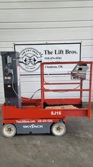 SKYJACK SJ 16 16′ Vertical Mast Lift Aerial Lift GENIE JLG #9160
