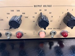 Fluke 412B High Voltage Power Supply 2.1 kVolt / 30 mAmp / 63 W High Voltage DC