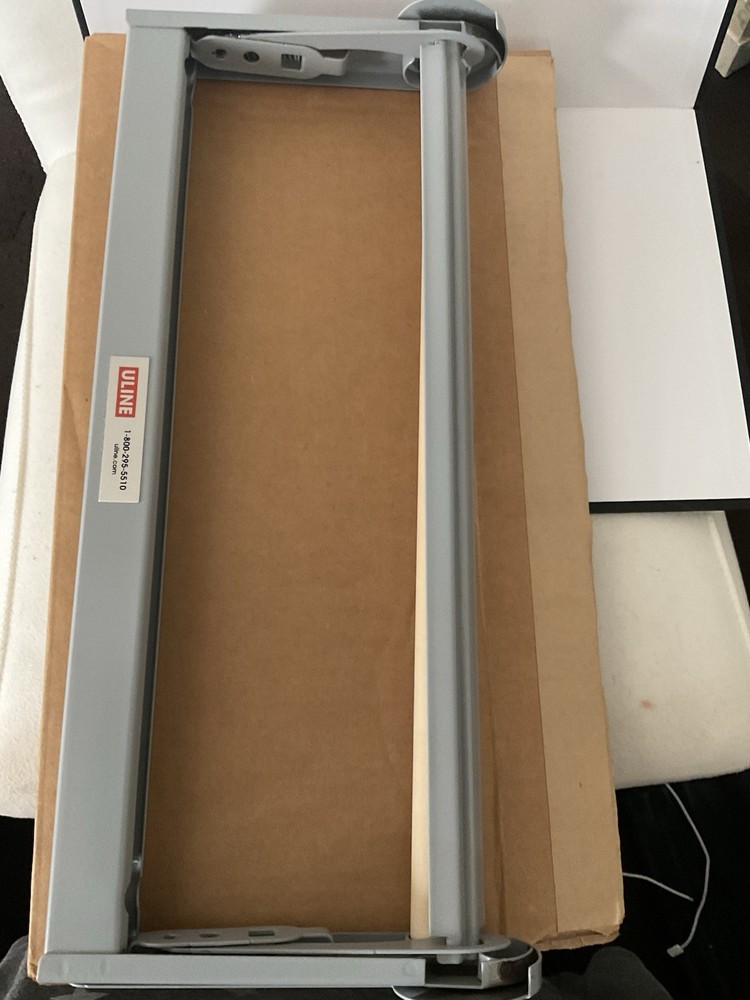 ULine Kraft Paper Roll Cutter Holder 18” H193 Horizontal Table Top Wall Mount