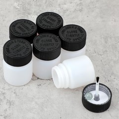 6 Pack 1 Oz Paint Touch up Bottles with Lid and Applicator Brush, Small Empty…
