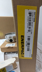 Enerpac Low Height Hydraulic Cylinder & Hand Pump Set 100T 2.25″ Stroke SCL1002H