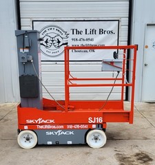 2016 SKYJACK SJ 16 16′ Vertical Mast Lift #9160 Aerial Lift GENIE JLG