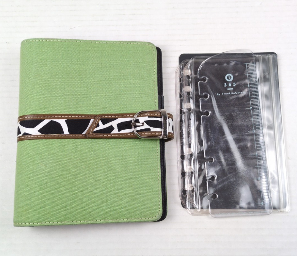 Franklin Covey 365 Compact Open Snap Binder Green Canvas Animal Print 6 Rings 1″