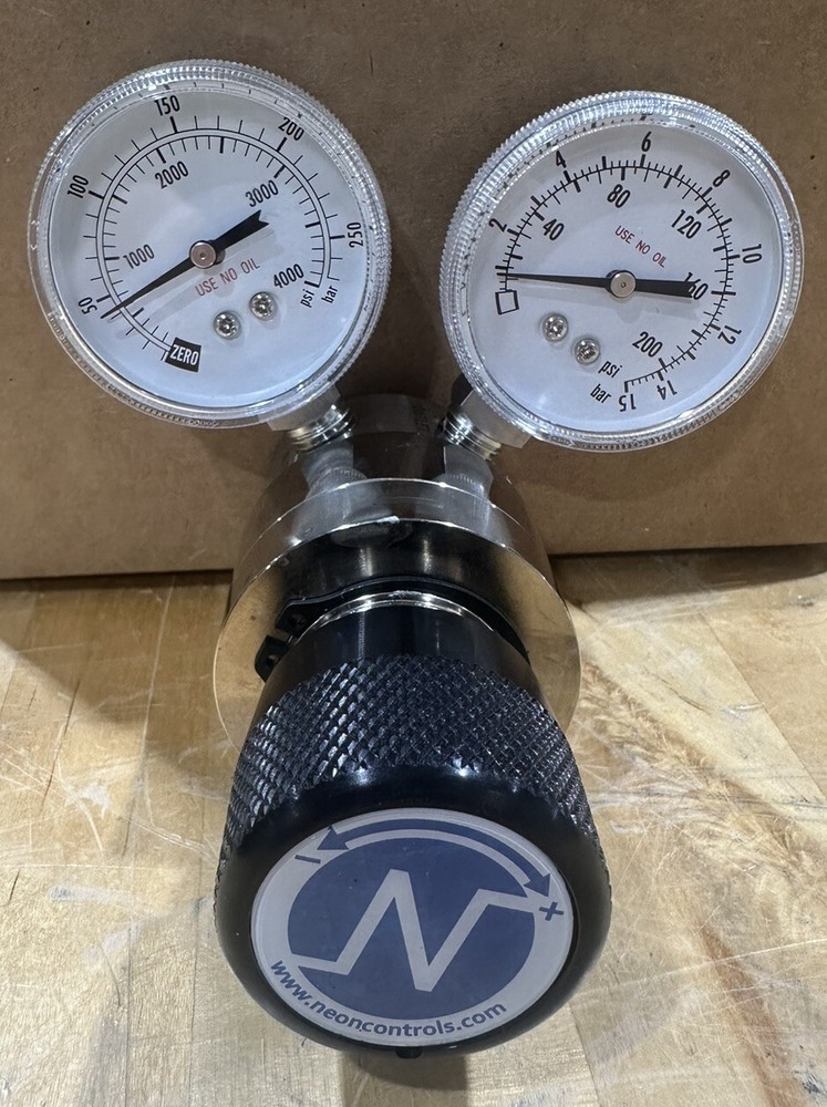SALE Neon Controls, Stainless Steel Press Regulator 15-247B1-2AF7-LH-UM,0-100psi