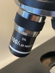 Omax M82E Compound Lighted Microscope No Eye Pieces