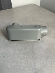 1/2″ Type LR Conduit Body w cover & gasket; die-cast aluminum; threaded