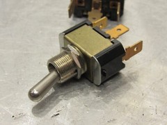Double-Pole/Single-Throw Toggle Switch On-on on-off 12-24V Heavy-Duty DPST