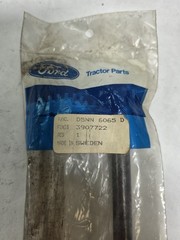 Ford New Holland D5NN6065D Bolt D5NN-6065-D 3907722 OEM NOS Sweden