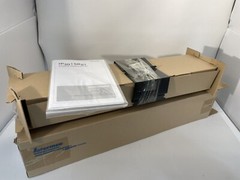 Intermec 8 Bay Charger Dock for SR61/IP30 Charges SR61 Batteries 852-902-001 New