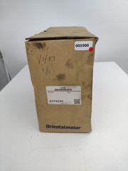 *** Oriental Motor 5IK40GN-ST2 Induction Motor 40W 200-220VAC 1300/1600RPM