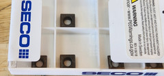 SECO SCGX060204-P2 New Carbide Inserts 09915 Grade DP3000 10pcs