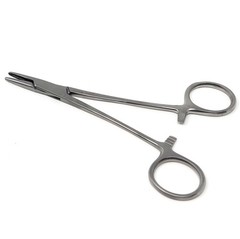 Premium Grade Mayo Hegar Needle Holder Driver 5.5″(14cm)
