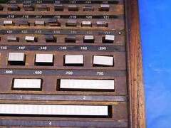 ELLSTROM 81 PCS COMPLETE CALIBRATED GAGE BLOCK SET .050 – 4″ W/ WOODEN CASE