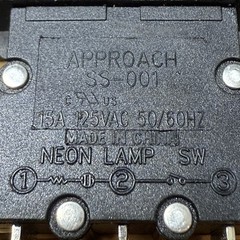 Lighted Rocker Switch/Breaker SS-001 Reset(On)-Off 15A 125V (Lot of 2 Pieces)