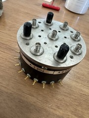 Teledyne Microwave CS-18S18 28 vdc RF Coaxial Switch 8 Position