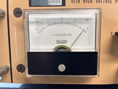 Fluke 412B High Voltage Power Supply 2.1 kVolt / 30 mAmp / 63 W High Voltage DC