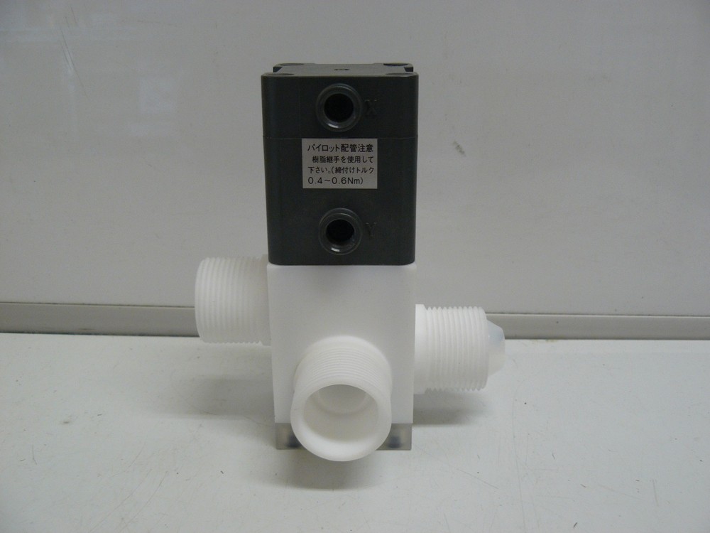 NEW CKD AMD422-X0468-X CHEMICAL VALVE MAIN 0-0.3 MPA OPERATE 0.3-0.5 MPA