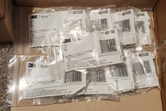 (45) 3M Roloc Shank 45102, 1/4 in Shank 1/4-20 External 9 bags / 5 pieces each