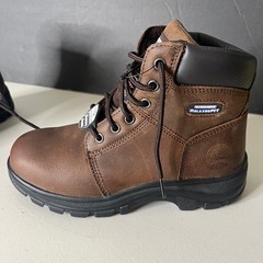 SKECHERS WOMANS SAFETY TOE (STEEL TOE) WORK BOOT SIZE 7.5 MEMORY FOAM INSIDE NWT