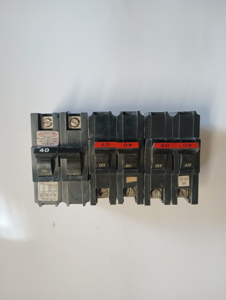 Federal Pacific NA240 Circuit Breaker