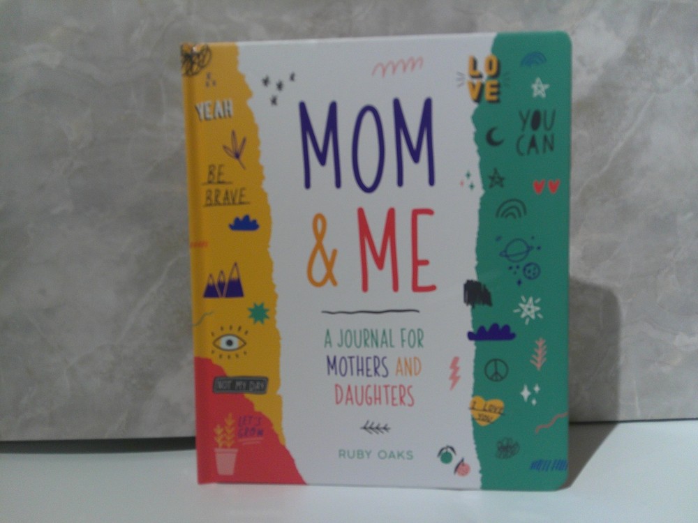 Mom & Me/A Journal for Mothers and Daughters