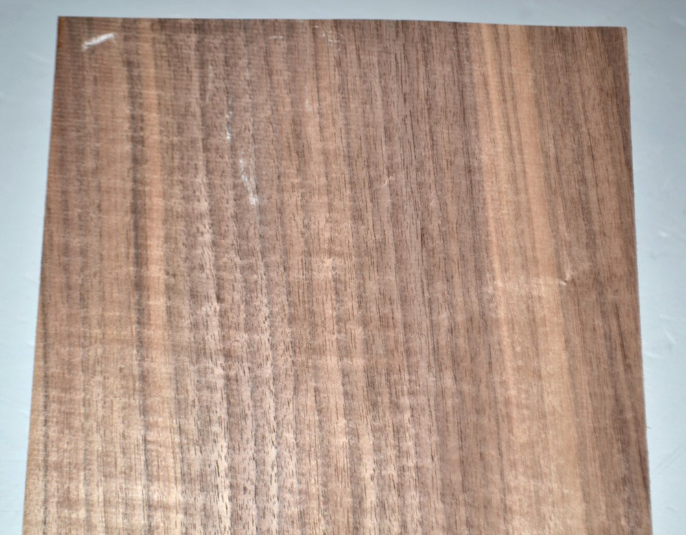 Walnut Raw Wood Veneer Sheet 8.5 x 31 inches 1/42nd N35135-57