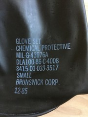 Brunswick Corp – Chemical Protective Glove Set With Glove Liners – Small