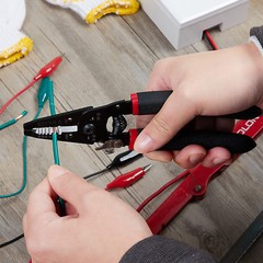 WGGE WG-013 Wire Stripper and Cutter 7” ,Cuts, strips wire and loops 10-20 AWG