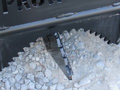 42″ Root Rake Clam Grapple Attachment Fits Mini Skid Steer