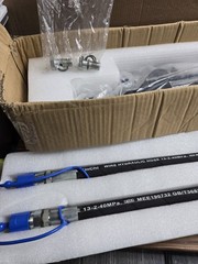 Hydraulic Top Link Cat. 2-2 with Locking Block 21 5/8” – 32 11/16” with 2 x Hose