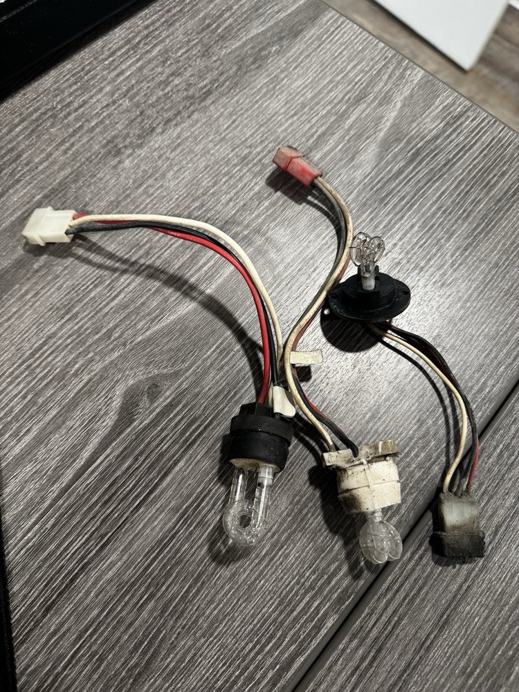 REPLACEMENT BULB 01-0461403-00 S30HAC Strobe Clear Unknown Brand