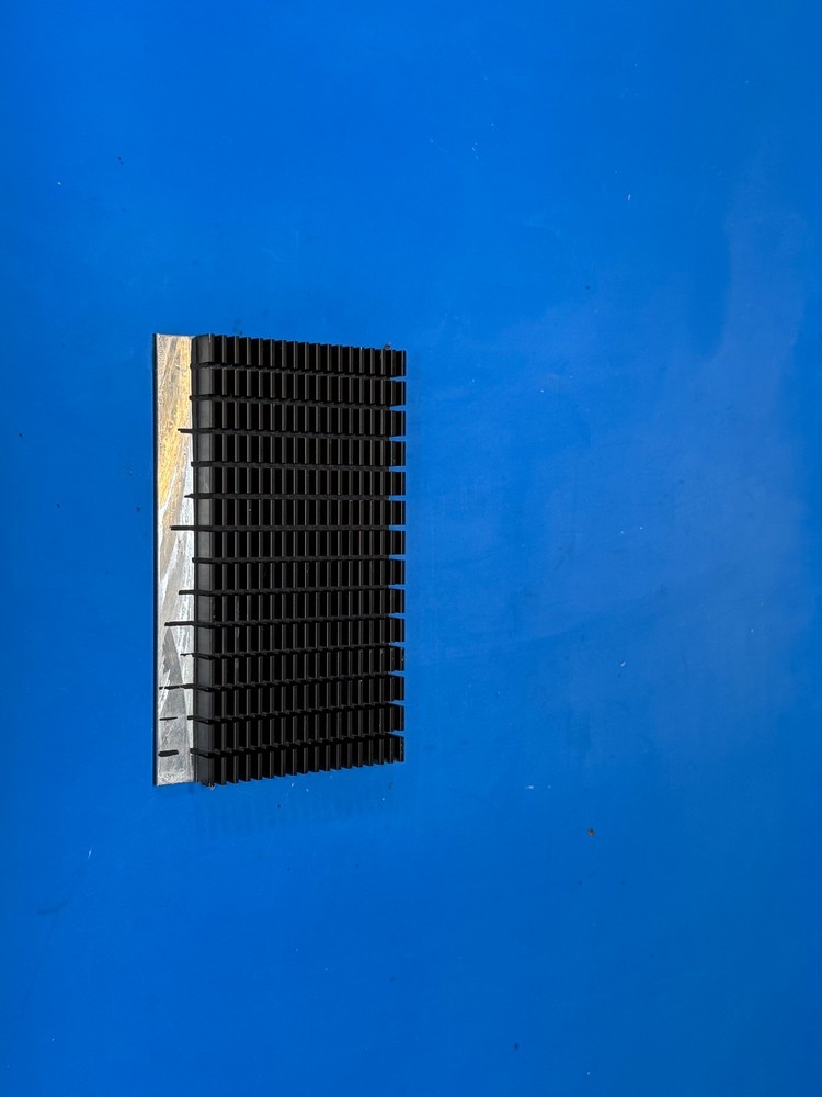 Large Black Aluminum Passive Heatsink GPU Backplate Amplifier DIY Cooling