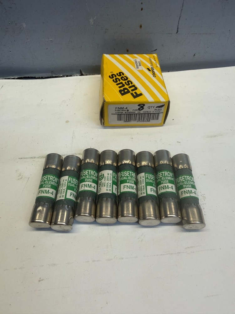 BUSSMANN FUSETRON FNM-4 (LOT OF 8) 4A/250V NEW FREE SHIPPING