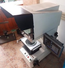 Yuanxing CM-300-C CM300C Profile Projector w/ Sino SDS8M 3-Axis Digital Readout