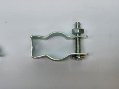 50 PIECES – Eaton Crouse-Hinds 1B EMT Conduit Hangers 3/4” Steel #1