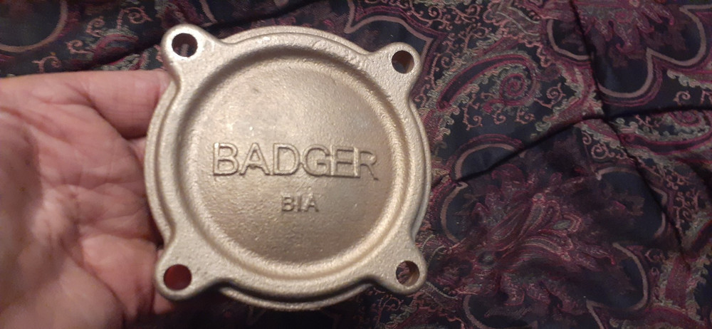 Badger Model 25 BRONZE 5/8 X 3/4 Water Meter Bottom, Back, Freeze, Or Usable!!