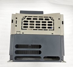 TELEMECANIQUE ALTIVAR 71 ATV71HU75N4 7.5kW 10HP 380/480 V VARIABLE SPEED DRIVE