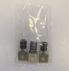 BURNDY P/N: YA26-L4 COMPRESSION LUG ONE HOLE N200 4/0 PURPLE DIE 15 LOT OF 3