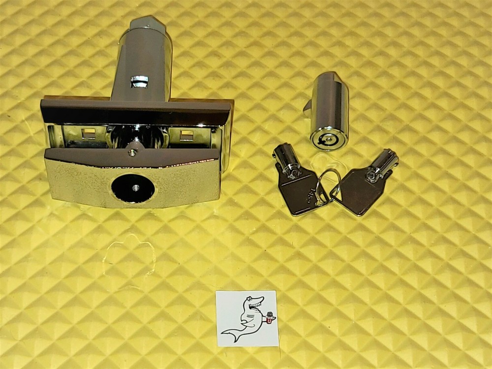 AP 7600,6600,113,123,LCM,STUDIO SNACK MACHINE T-HANDLE ASSEMBY / LOCK & 2 KEYS