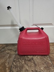 Pre-ban Rubbermaid 2.5 Gallon Vented Fuel Jug With Aftermarket Parts Very Clean