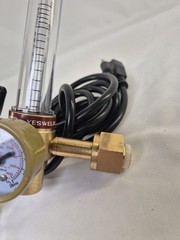 Yes Welder CO2 Regulator With 110V Solenoid Valve