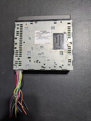 Alpine CDM-7833 In-dash CD Receiver (CD not working – See Description)