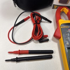 Fluke 377 FC Non-Contact Voltage True-RMS AC/DC Clamp Meter with iFlex 3-Phase