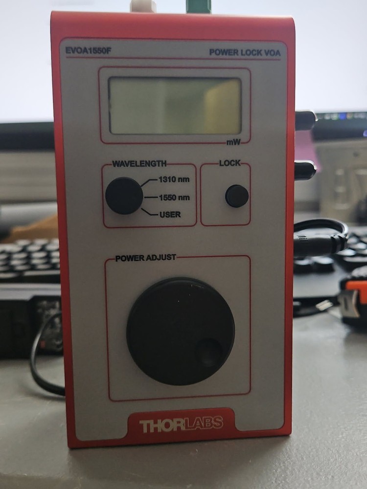 THORLABS EVOA1550F Electronic Variable Optical Attenuator with Power Lock, FC/PC