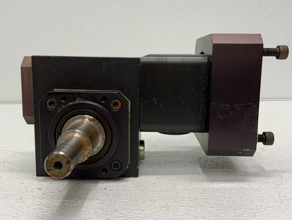 Cone Drive MH038SEA254-1 10:1 Ratio Right Angle Worm Gear Reducer Servo 243G