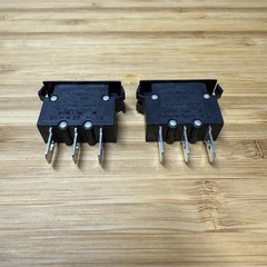 Lighted Rocker Switch/Breaker SS-001 Reset(On)-Off 15A 125V (Lot of 2 Pieces)