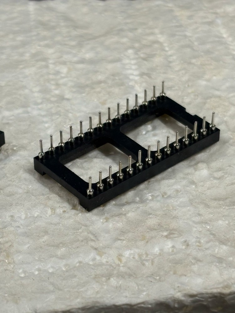70pcs 28 Pin DIP IC Socket Low Profile Through Hole Gold Plated Contacts