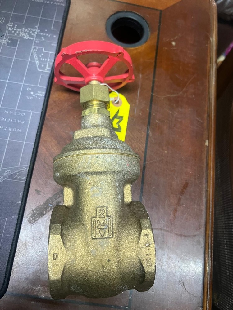 2″ Milwaukee Gate Valve 1140 Bronze 150# NPT Gate Valve